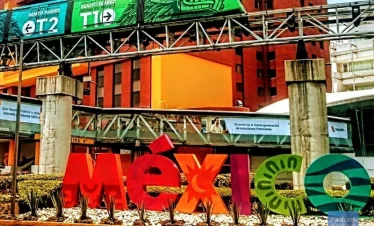 Terminal 1 exterior at Mexico City Airport AICM – departure zone for private Puebla transfers