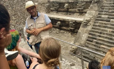 Cultural guide explaining the Pyramid of the Feathered Serpent at Teotihuacan, highlighting the symbolism of Quetzalcoatl in ancient Mesoamerican mythology and sacred architecture.